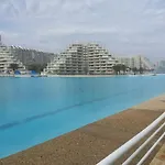 Ams Apartments Monjitas